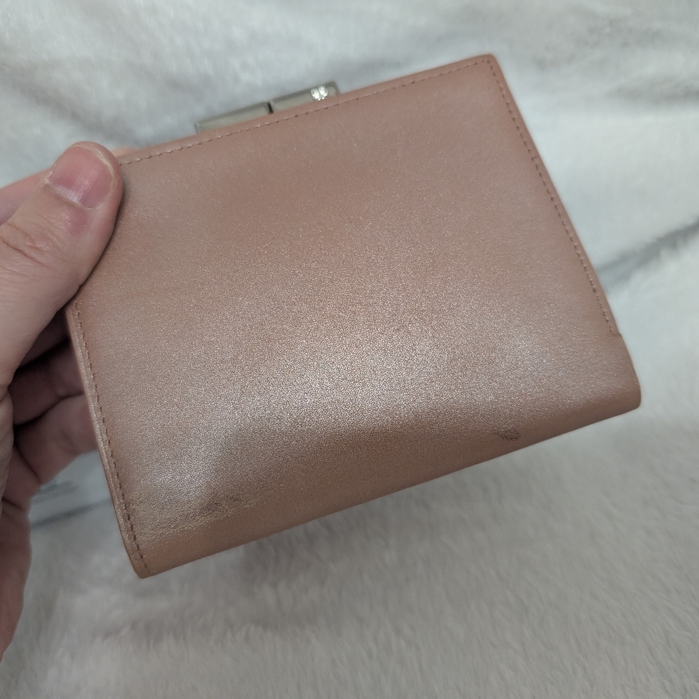 Authentic Givenchy Metallic Pearl Pink Leather Wallet - Picture 7 of 16